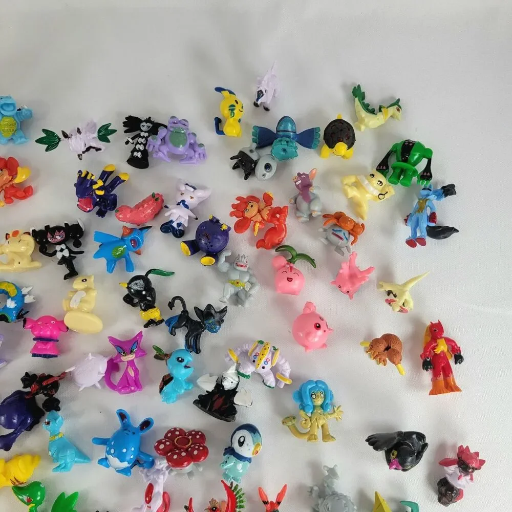 Vintage Pokemon Mini Figures RL Tiny R/LW 1